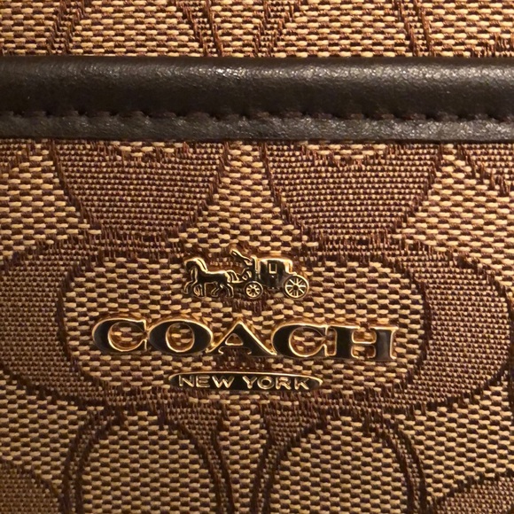 Coach Signature Canvas Crossbody Purse Khaki - Picture 4 of 8